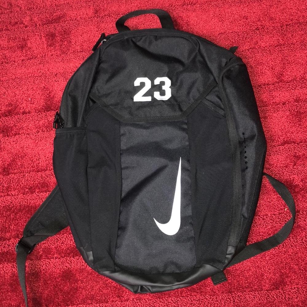 NIKE BACKPACK